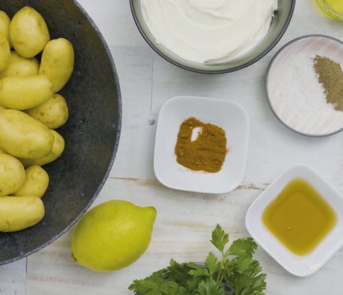Rezeptvideo: Quetschkartoffeln mit Kräuterquark