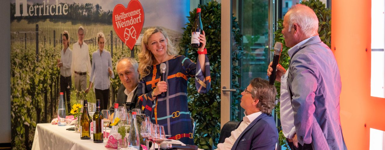 Bei zentralen Veranstaltungen im Heilbronner Parkhotel genossen die Teilnehmer exklusive Weinerlebnisse, beispielsweise mit der bekannten Weinsommerlière Natalie Lumpp.