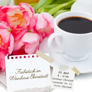 Blumen, Kaffee in Kaffeetasse